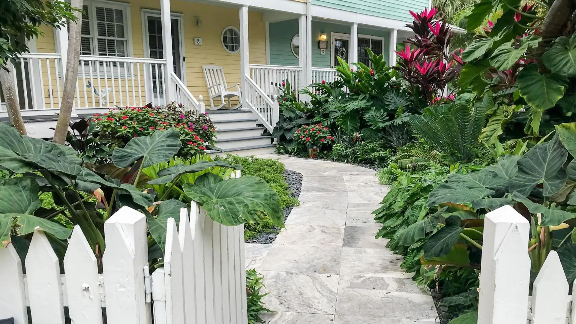 The Tipsy Mermaid Key West ABD